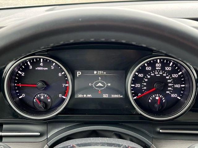 Certified 2024 Kia Carnival EX image 31