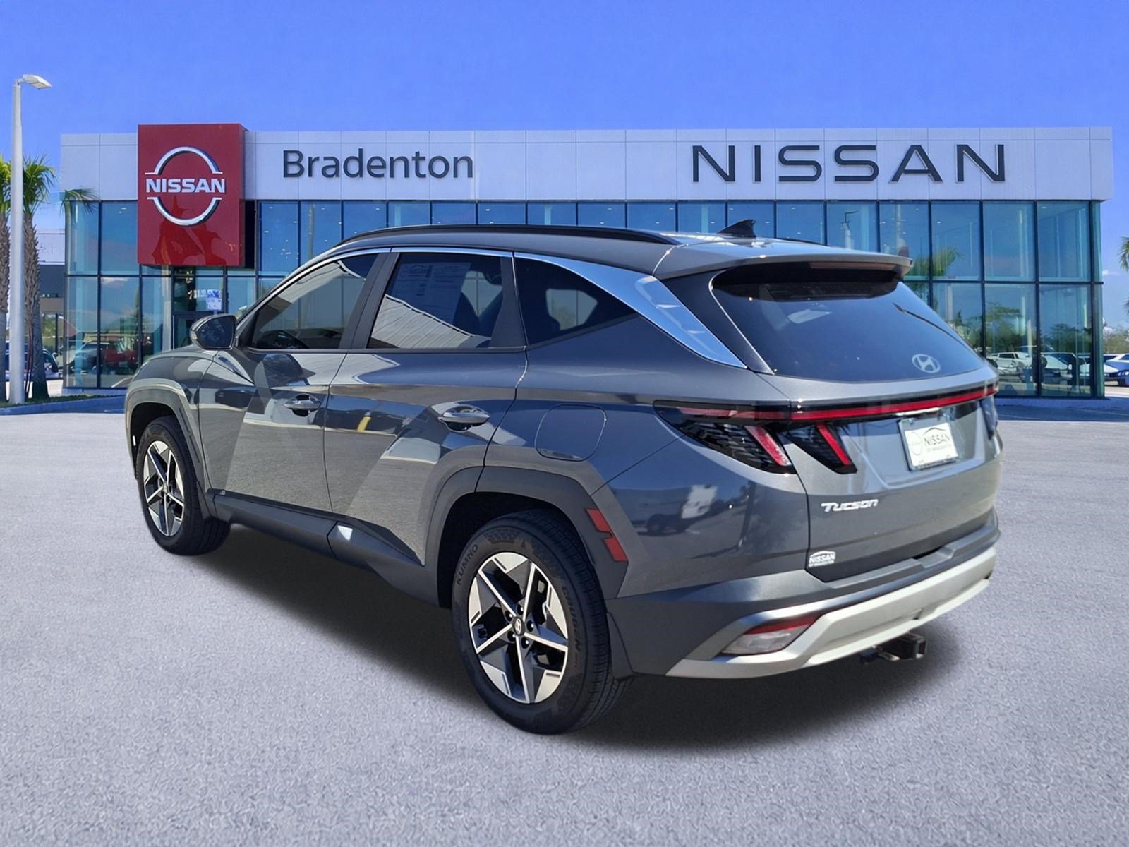 Used 2025 Hyundai Tucson SEL AWD/4WD image 7