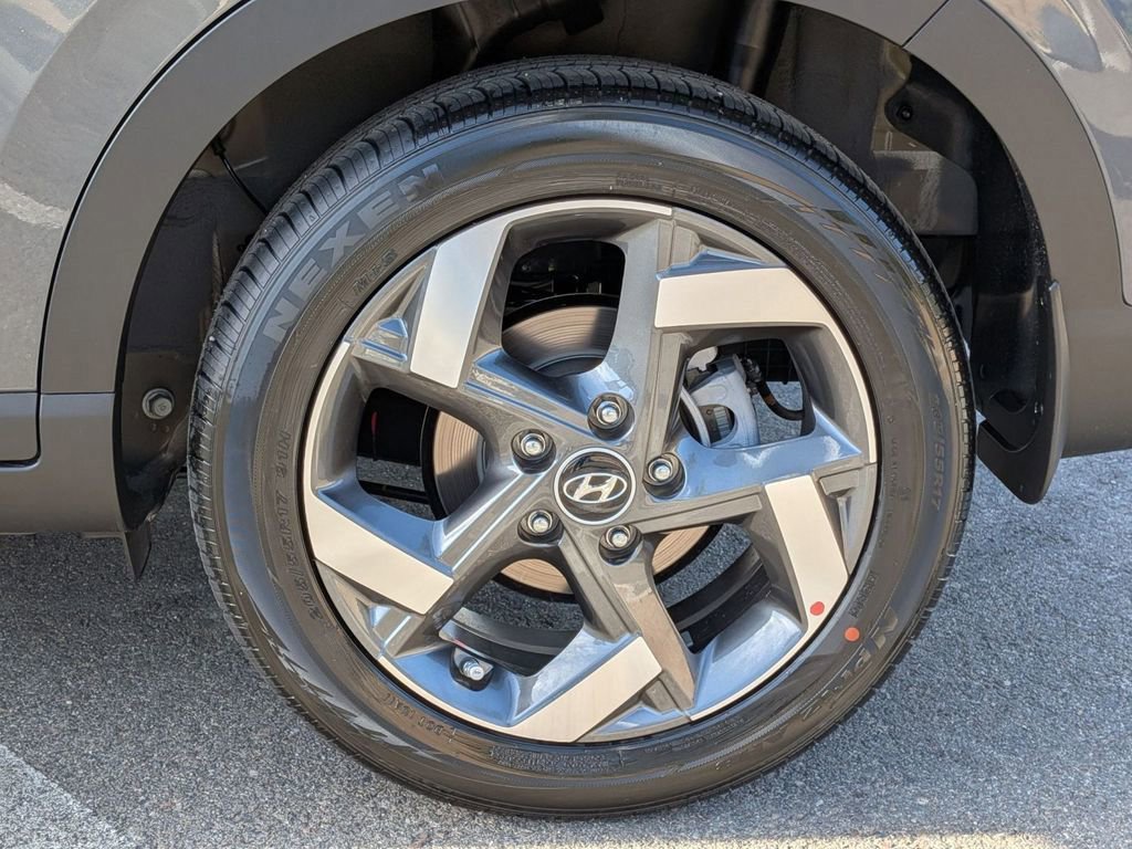 New 2026 Hyundai Venue SEL FWD image 12