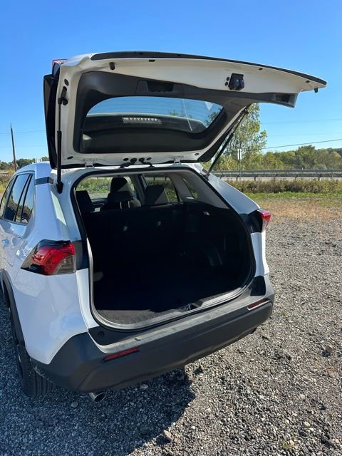 Used 2024 Toyota RAV4 LE image 11
