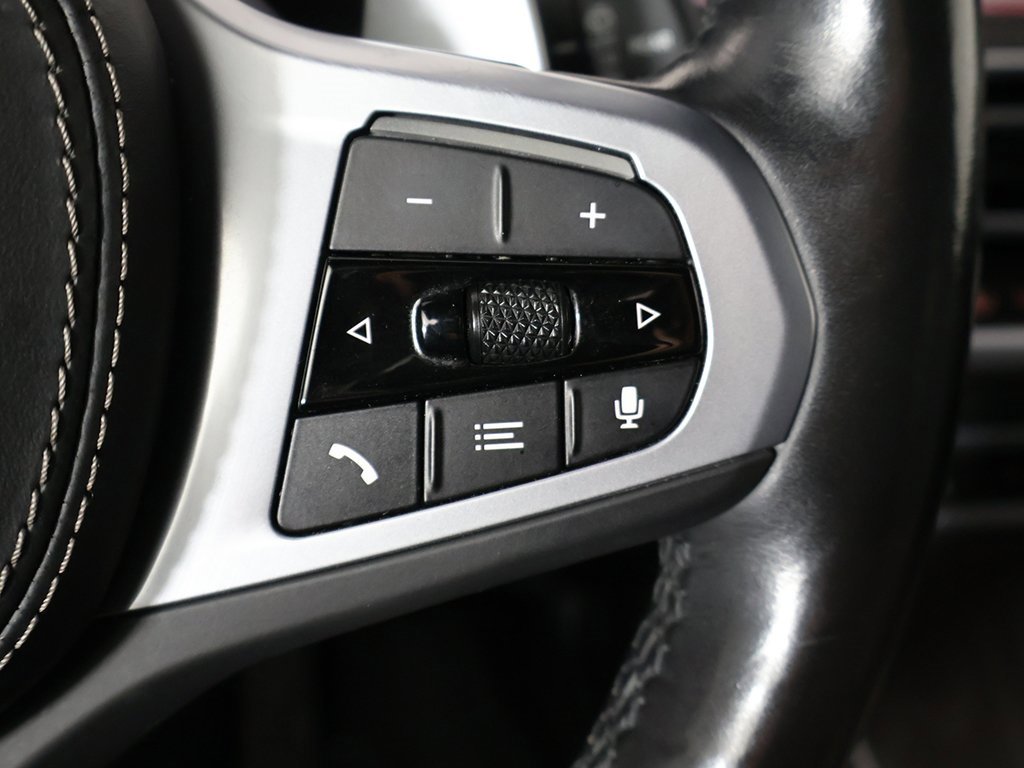 Used 2022 BMW X7 M50i image 46