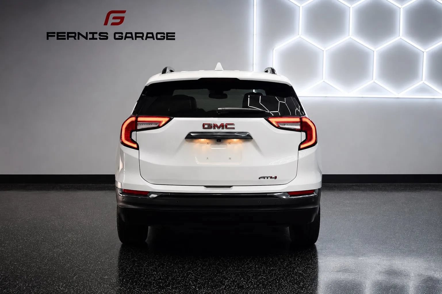 Used 2024 GMC Terrain AT4 AWD/4WD image 26