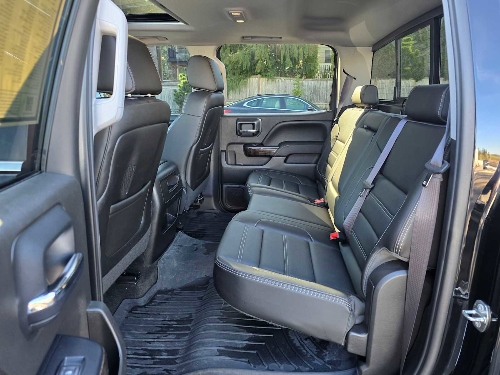 Used 2015 GMC Sierra 1500 Denali w/ Driver Alert Package image 15