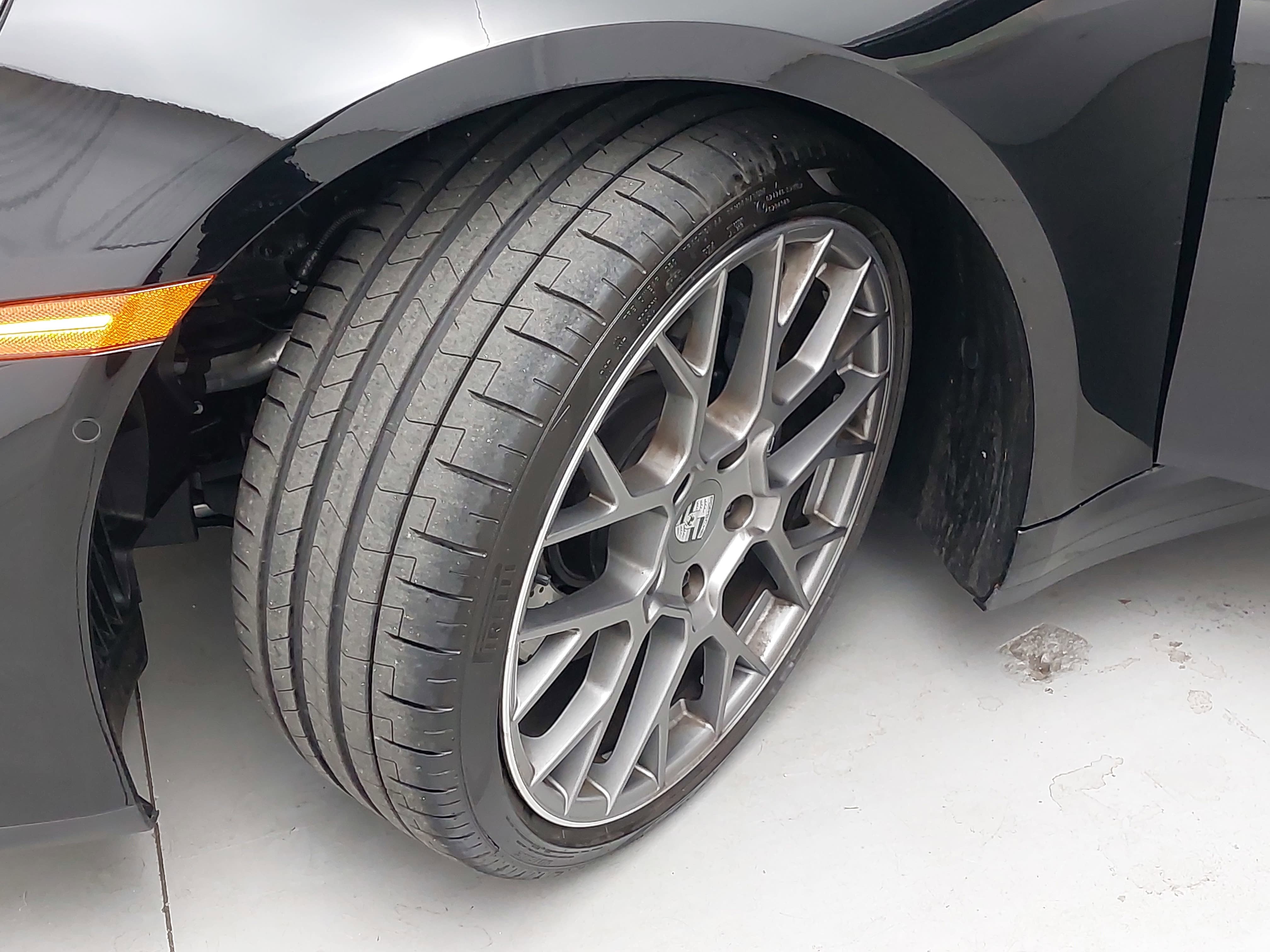 Certified 2026 Porsche 911 Carrera RWD image 31
