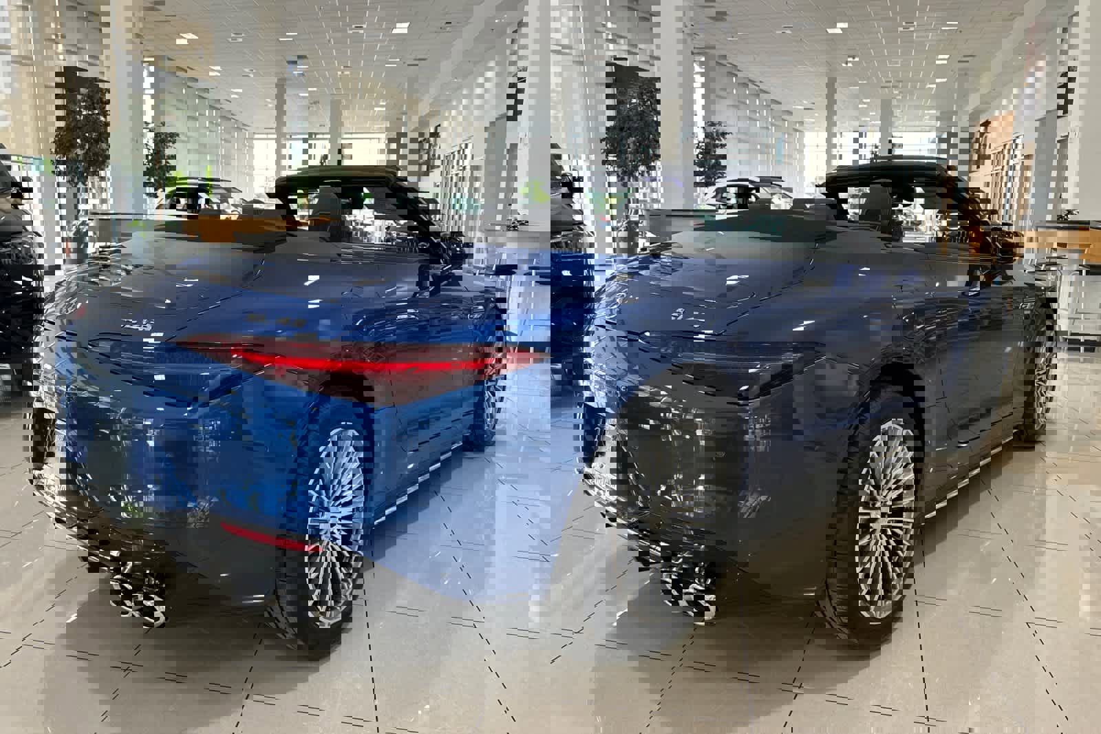 New 2025 Mercedes-Benz SL 43 AMG image 3