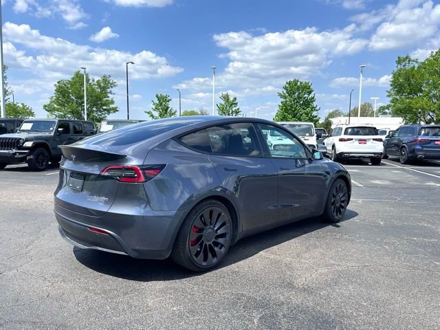 Used 2023 Tesla Model Y Performance AWD/4WD image 9