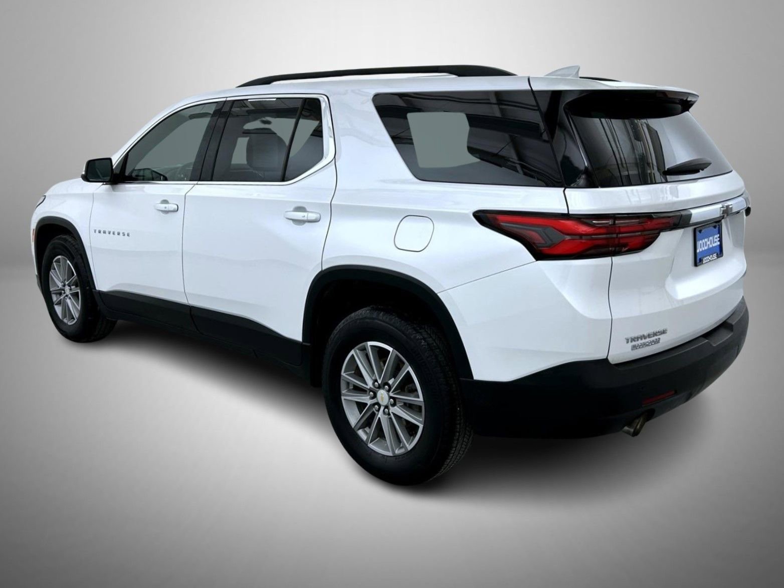 Used 2023 Chevrolet Traverse LT image 7