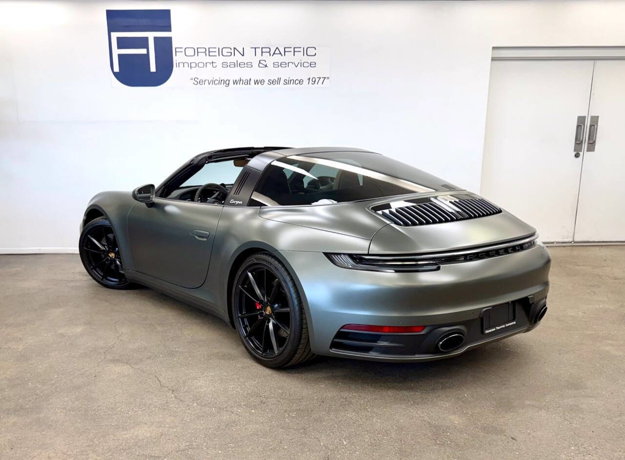 Used 2021 Porsche 911 image 34