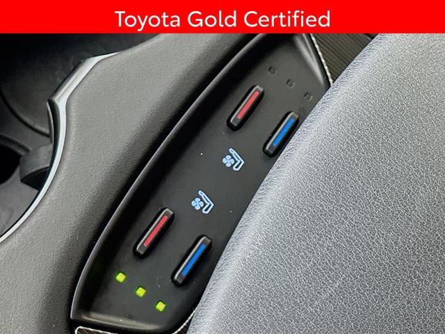 Certified 2021 Toyota Venza XLE w/ Softex Package AWD/4WD image 20