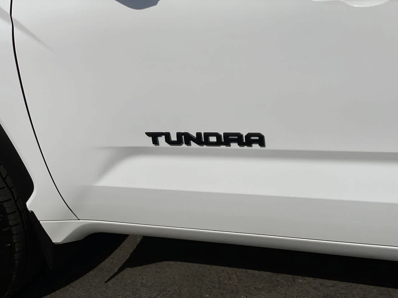 Used 2025 Toyota Tundra SR5 w/ TRD Off-Road Package AWD/4WD image 10
