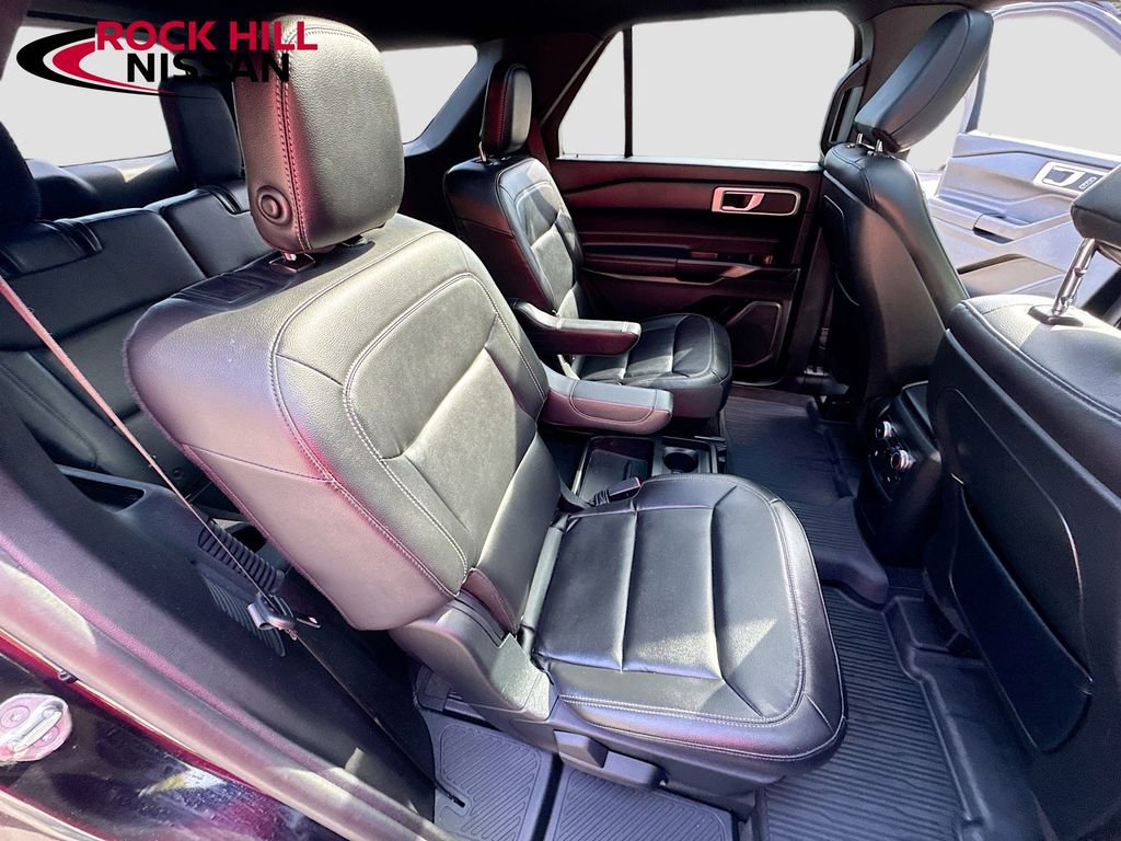 Used 2020 Ford Explorer XLT w/ Equipment Group 202A image 29