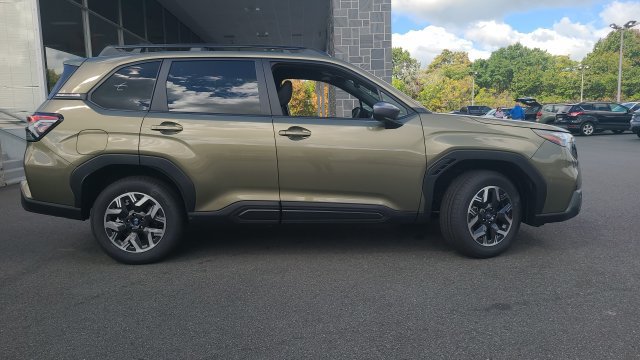 New 2026 Subaru Forester Premium AWD/4WD image 8