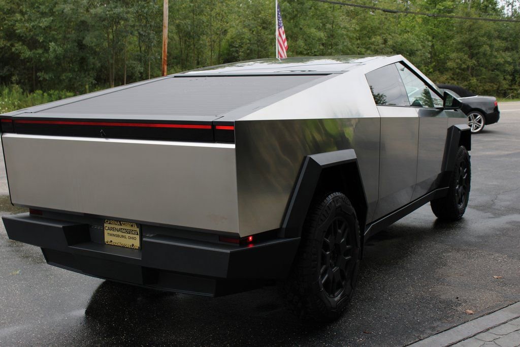 Used 2024 Tesla Cybertruck Cyberbeast image 9