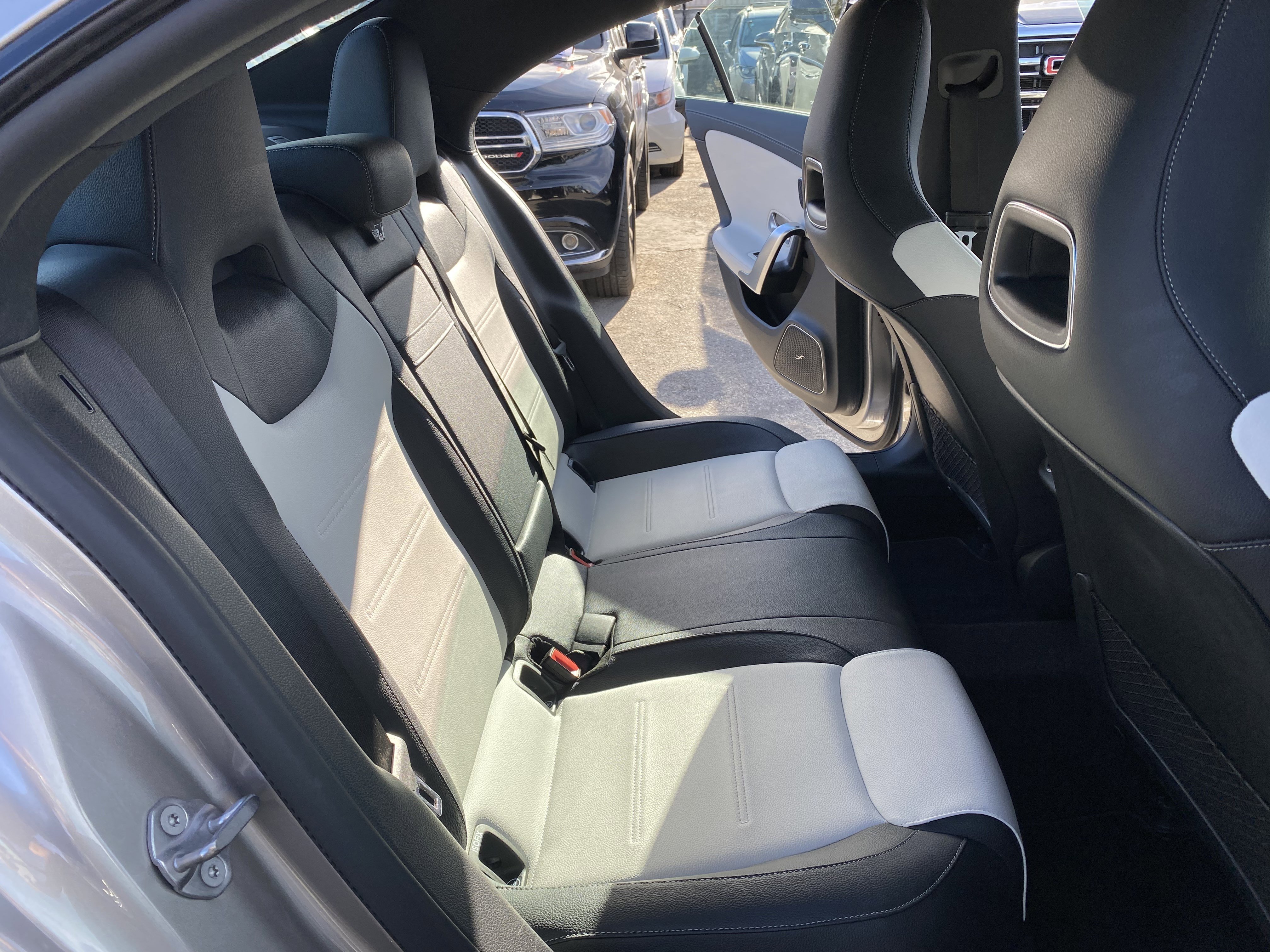 Used 2020 Mercedes-Benz CLA 35 AMG 4MATIC image 24