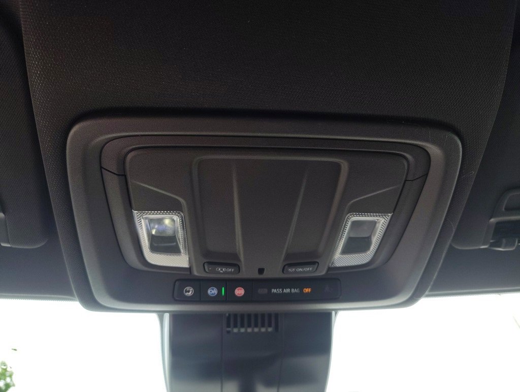 Used 2024 GMC Sierra 1500 SLE image 12