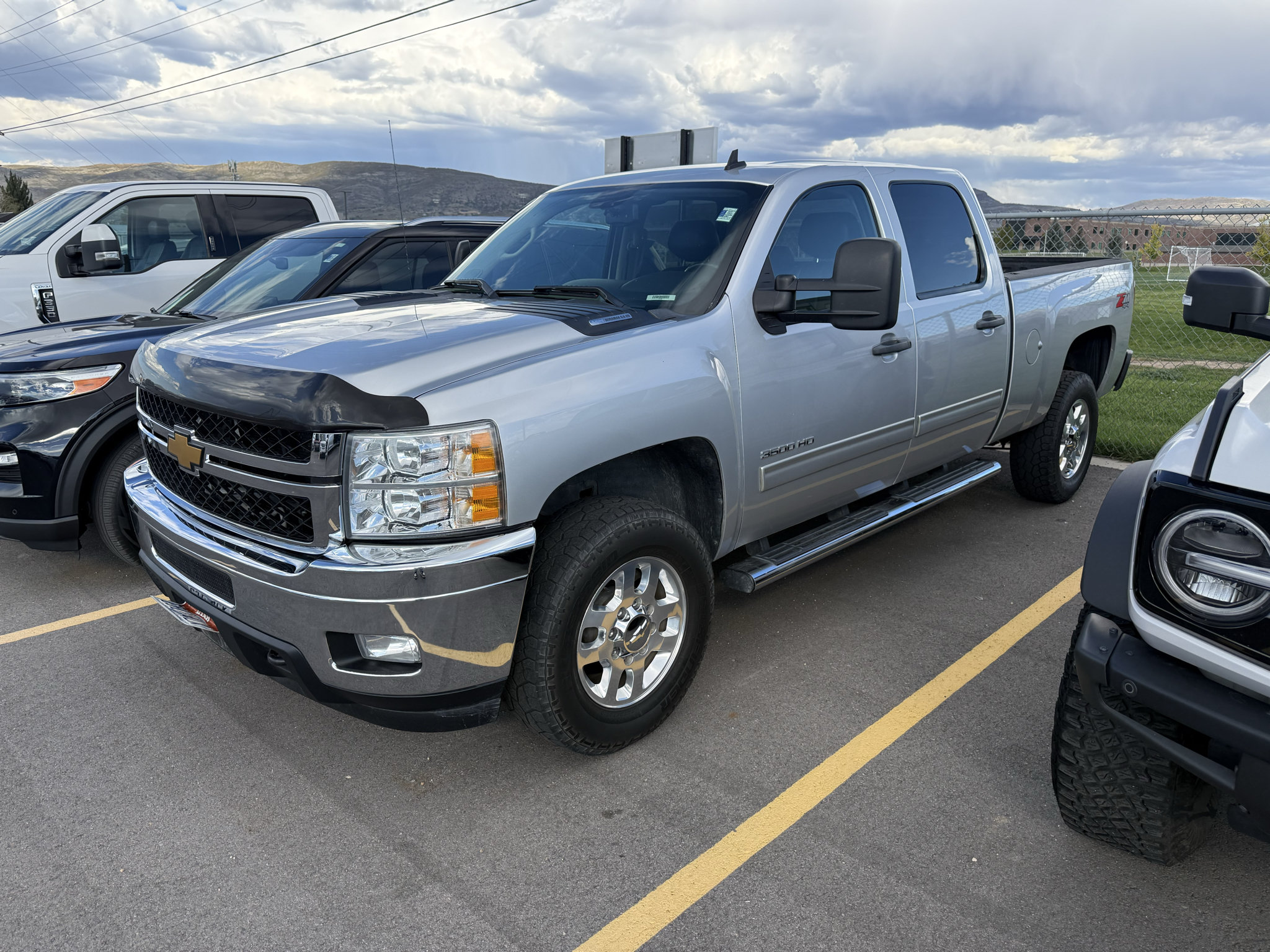 Used 2012 Chevrolet Silverado 3500 LT w/ Interior Plus Package AWD/4WD image 4