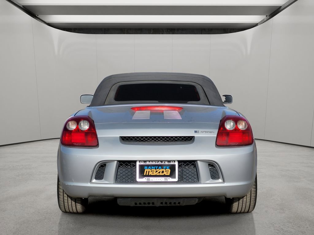 Used 2005 Toyota MR2 image 3