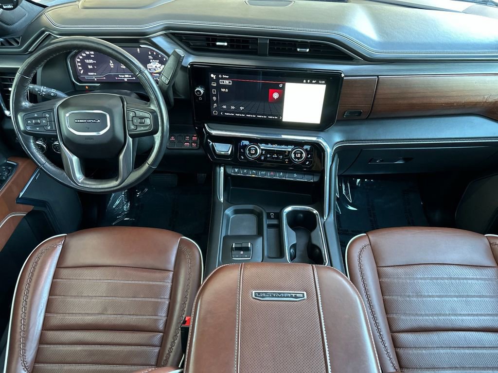 Used 2024 GMC Sierra 2500 Denali Ultimate image 12