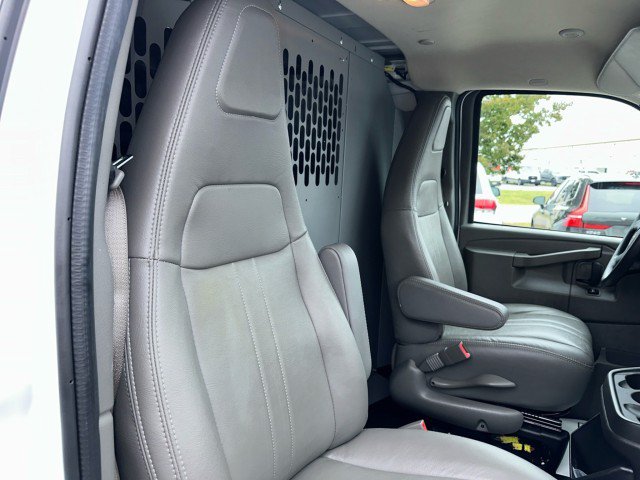 Used 2025 Chevrolet Express 2500 w/ Driver Convenience Package RWD image 27