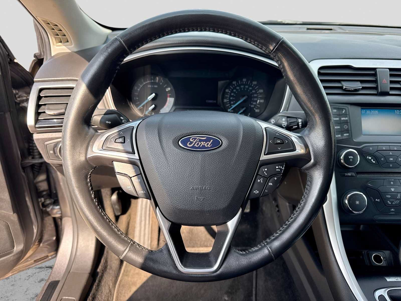 Used 2013 Ford Fusion SE FWD image 19