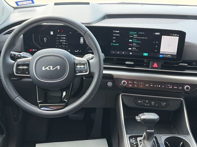 Used 2025 Kia Carnival SX Prestige image 14