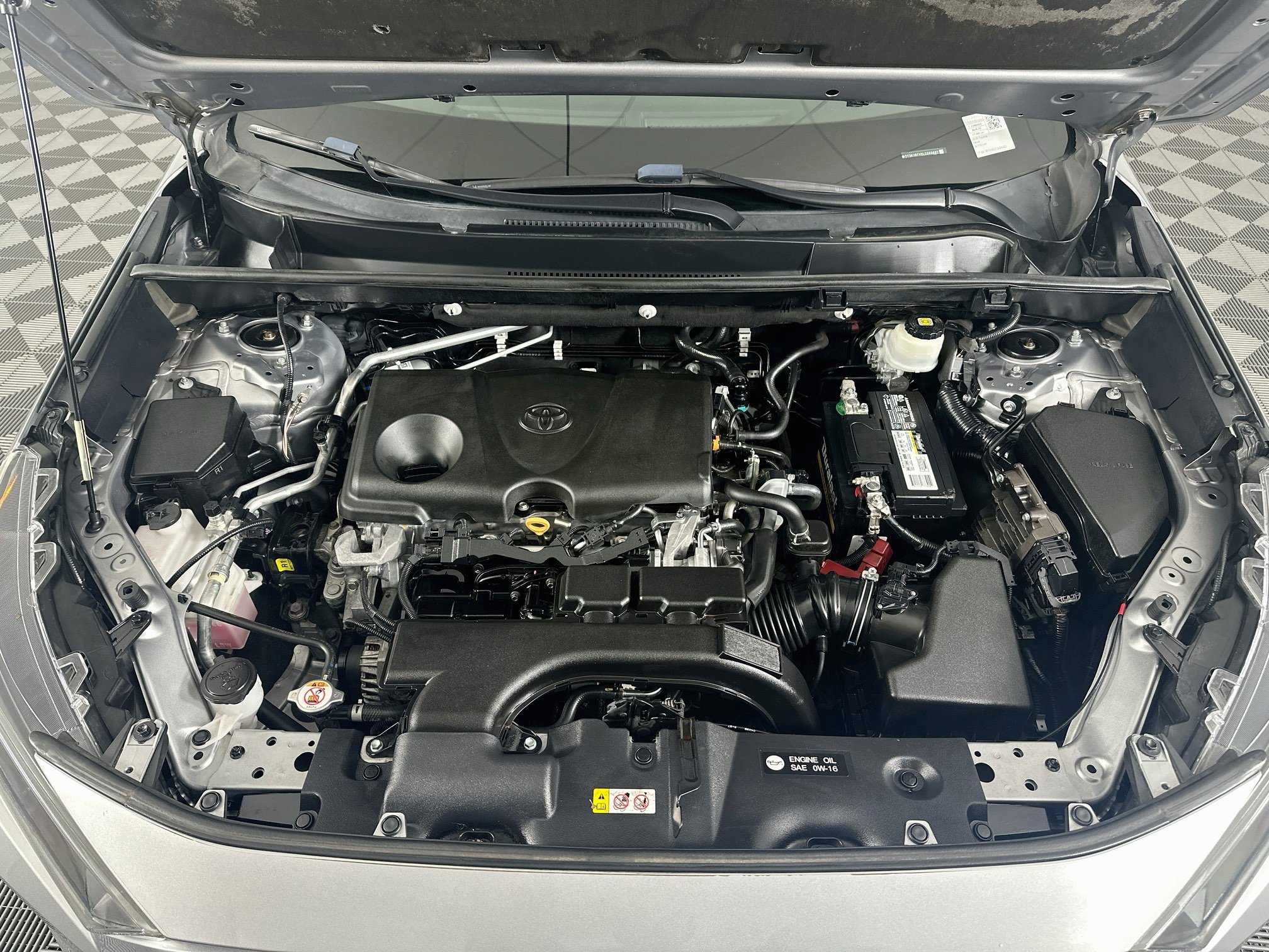 Used 2020 Toyota RAV4 LE w/ All Weather Liner Package FWD image 32