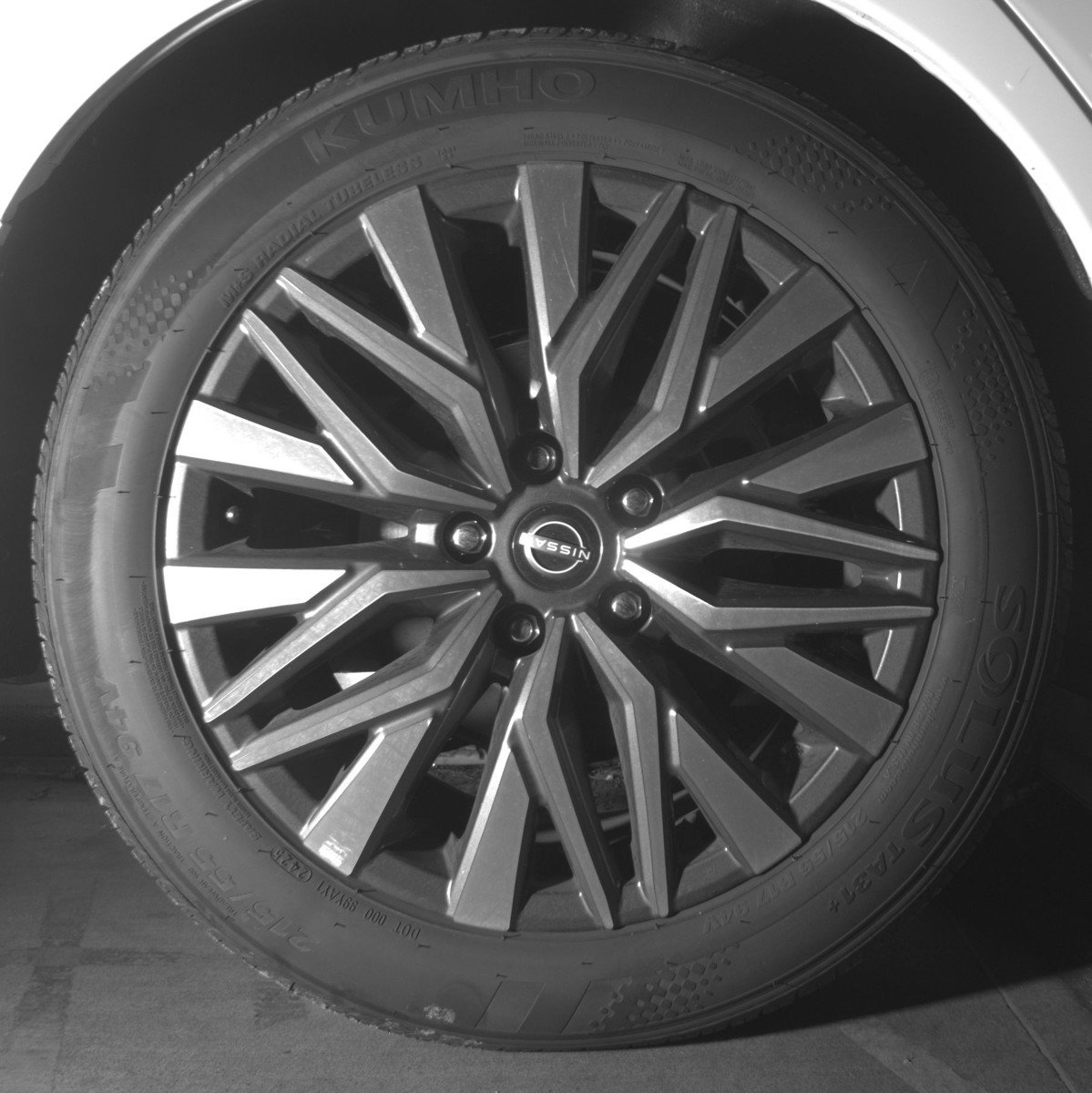 Used 2025 Nissan Altima 2.5 SV image 12