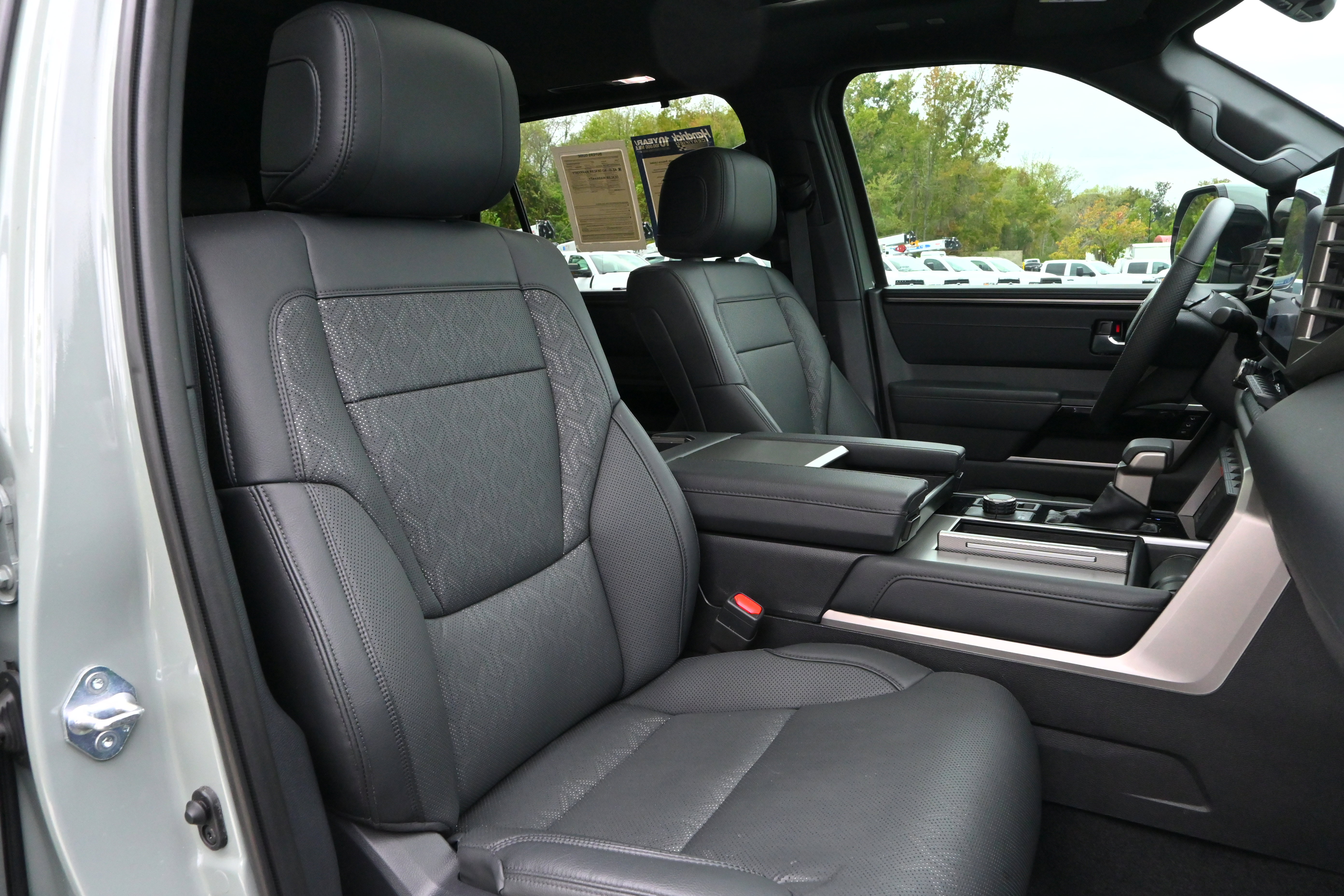 Used 2025 Toyota Sequoia Limited image 9