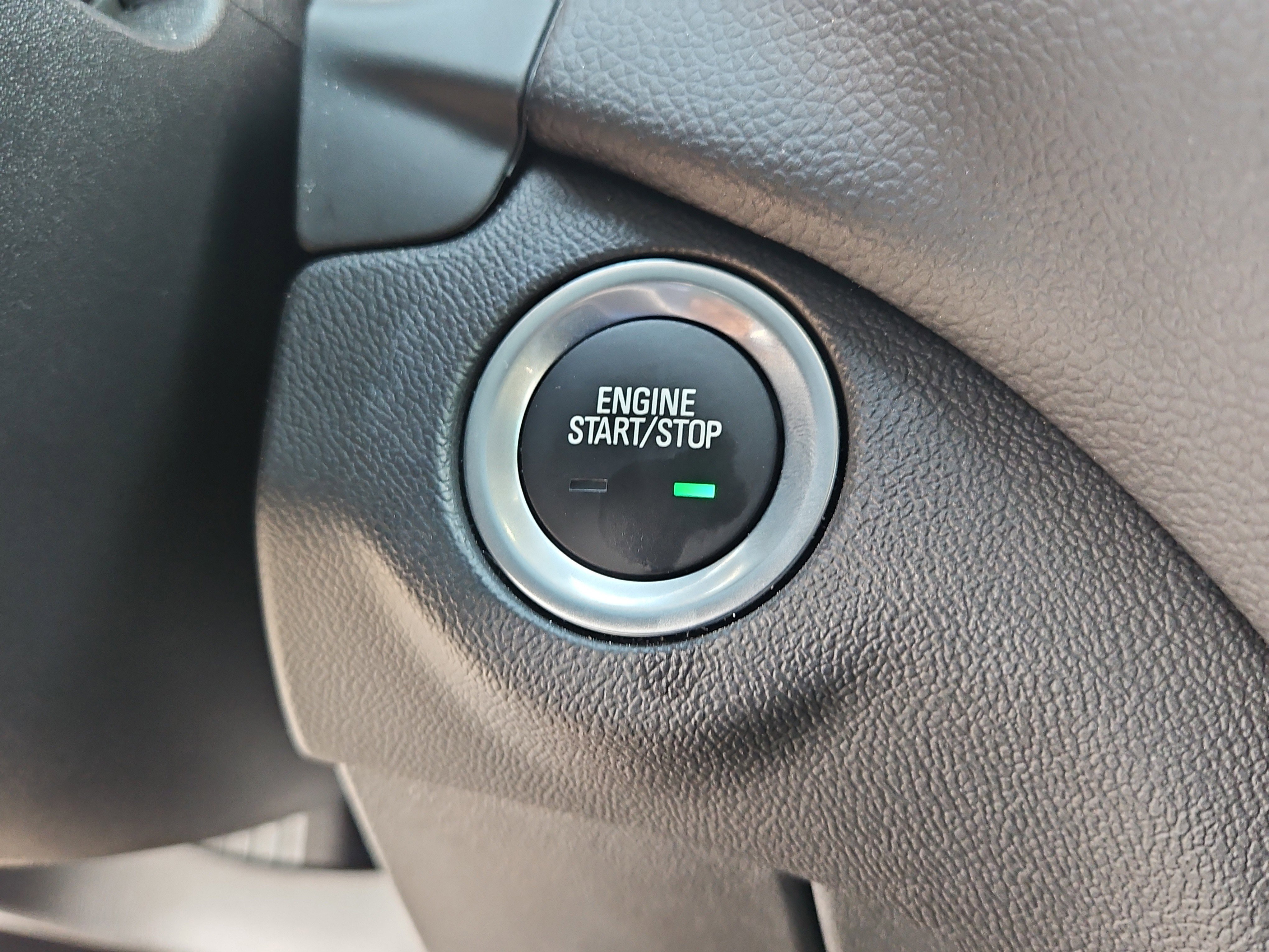 Used 2024 Chevrolet Equinox LT FWD image 32