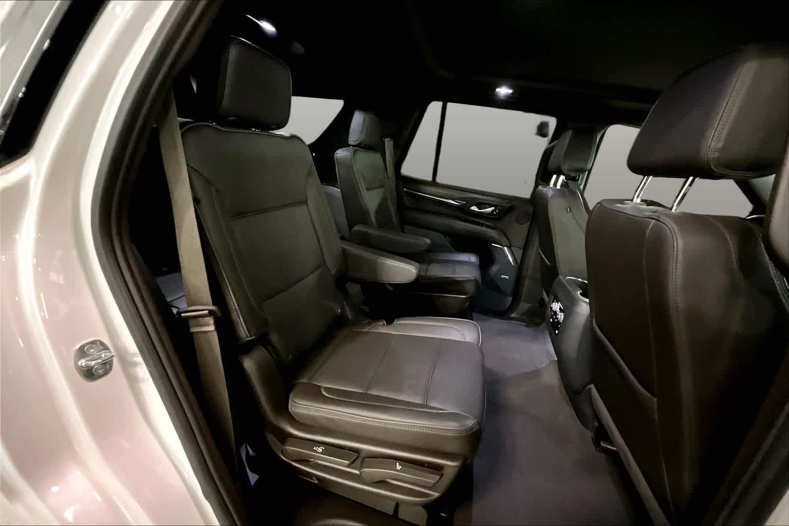 Used 2024 GMC Yukon Denali AWD/4WD image 20