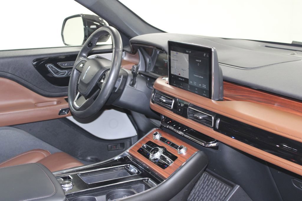Used 2022 Lincoln Aviator Grand Touring w/ Equipment Group 301A image 32