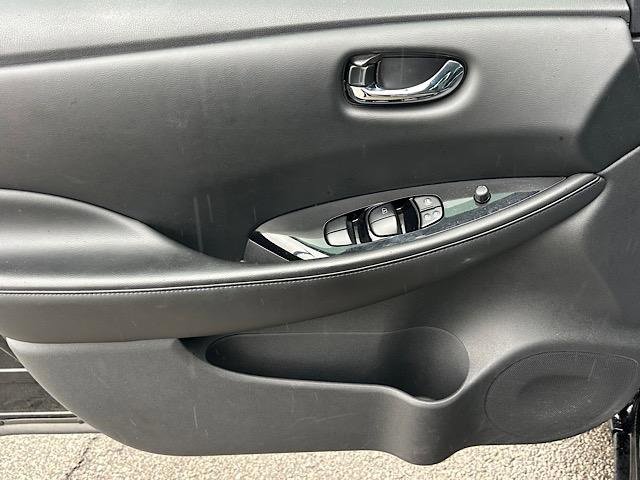 Used 2016 Nissan Leaf SL image 17