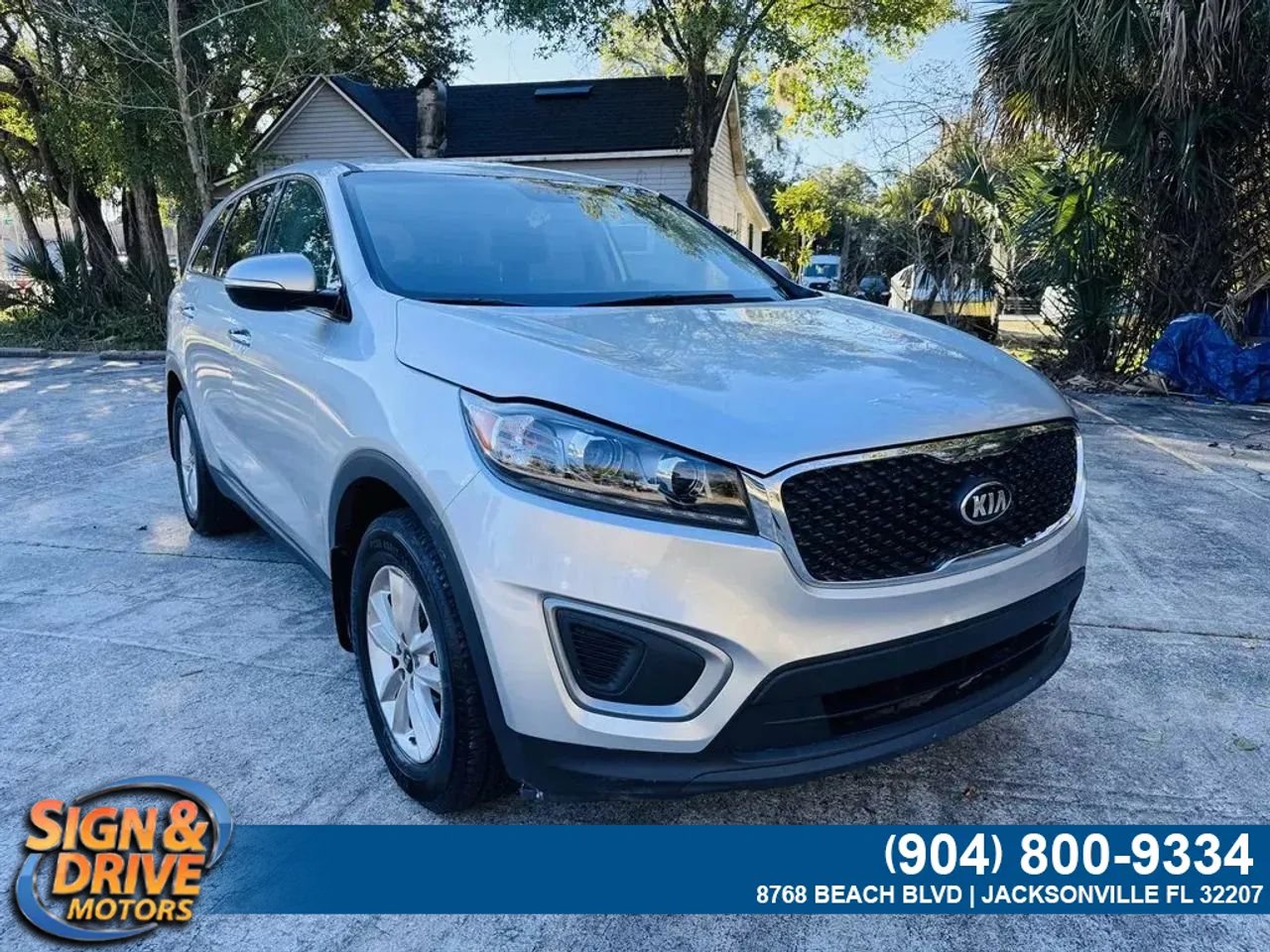 Used 2019 Kia Sorento L FWD image 2
