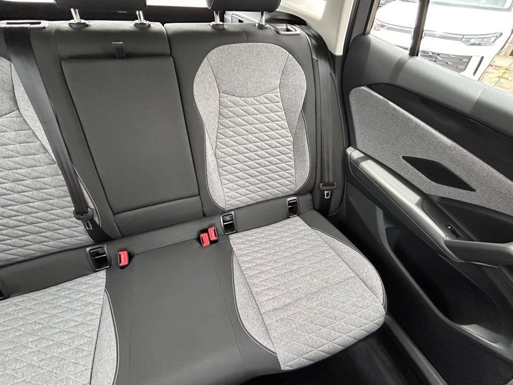 Certified 2025 Volkswagen Tiguan S FWD image 16