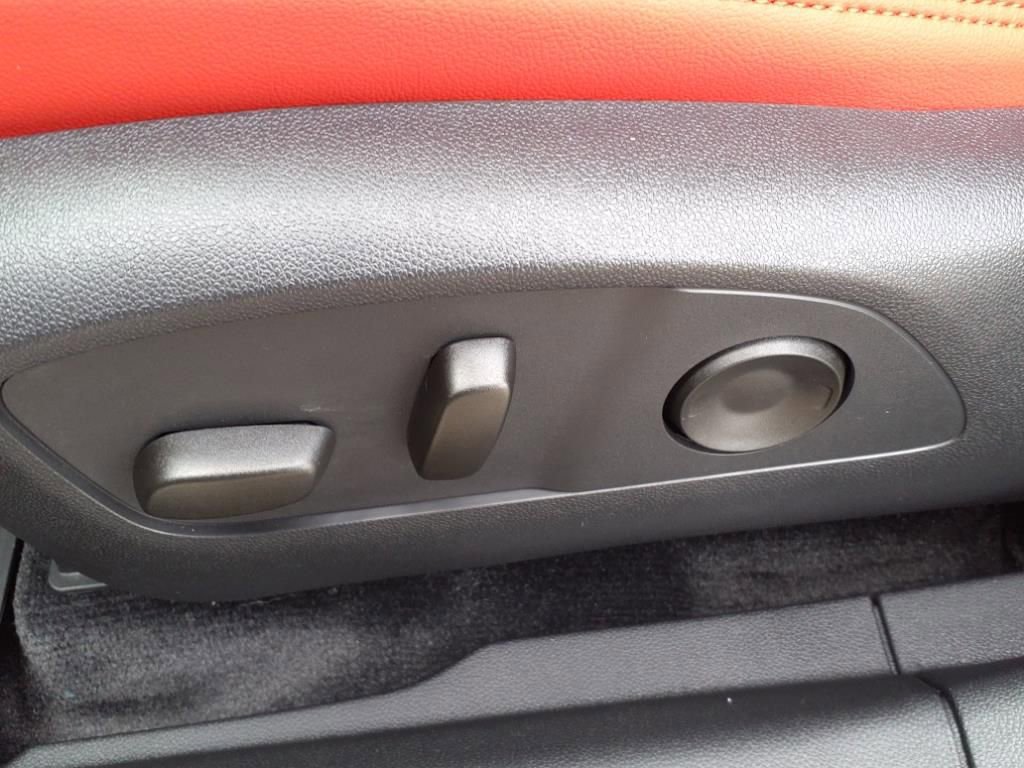 New 2025 Chevrolet Blazer EV RS image 12