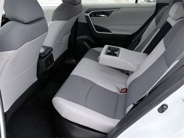 Certified 2021 Toyota RAV4 XLE image 21