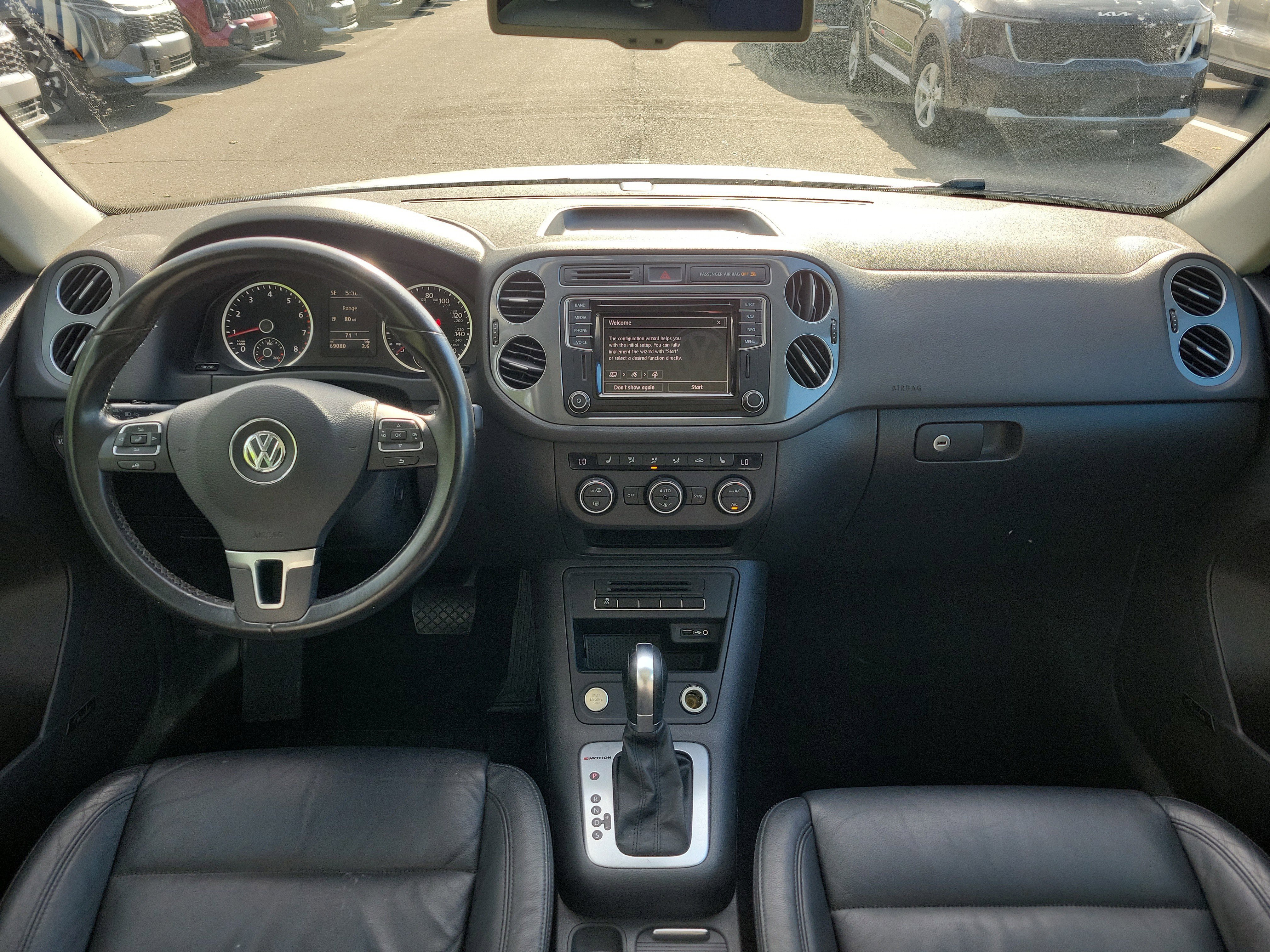 Used 2017 Volkswagen Tiguan SEL image 17