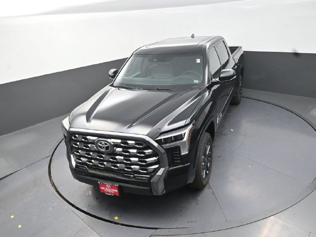Used 2026 Toyota Tundra Platinum AWD/4WD image 25