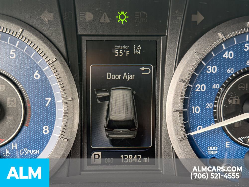 Used 2020 Toyota Sienna L image 30