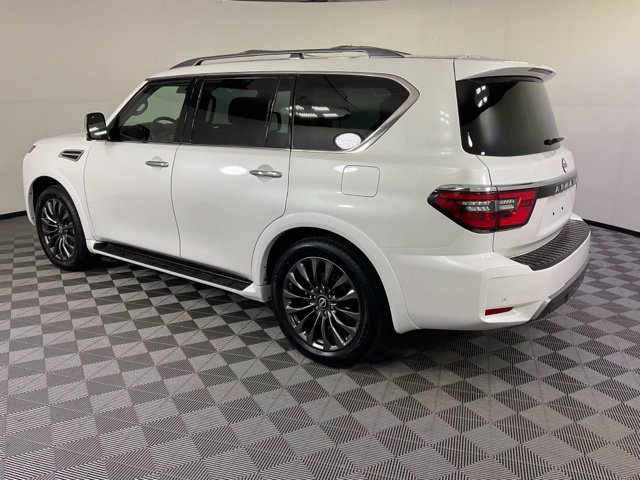 Used 2023 Nissan Armada Platinum w/ Captain's Chairs Package AWD/4WD image 4