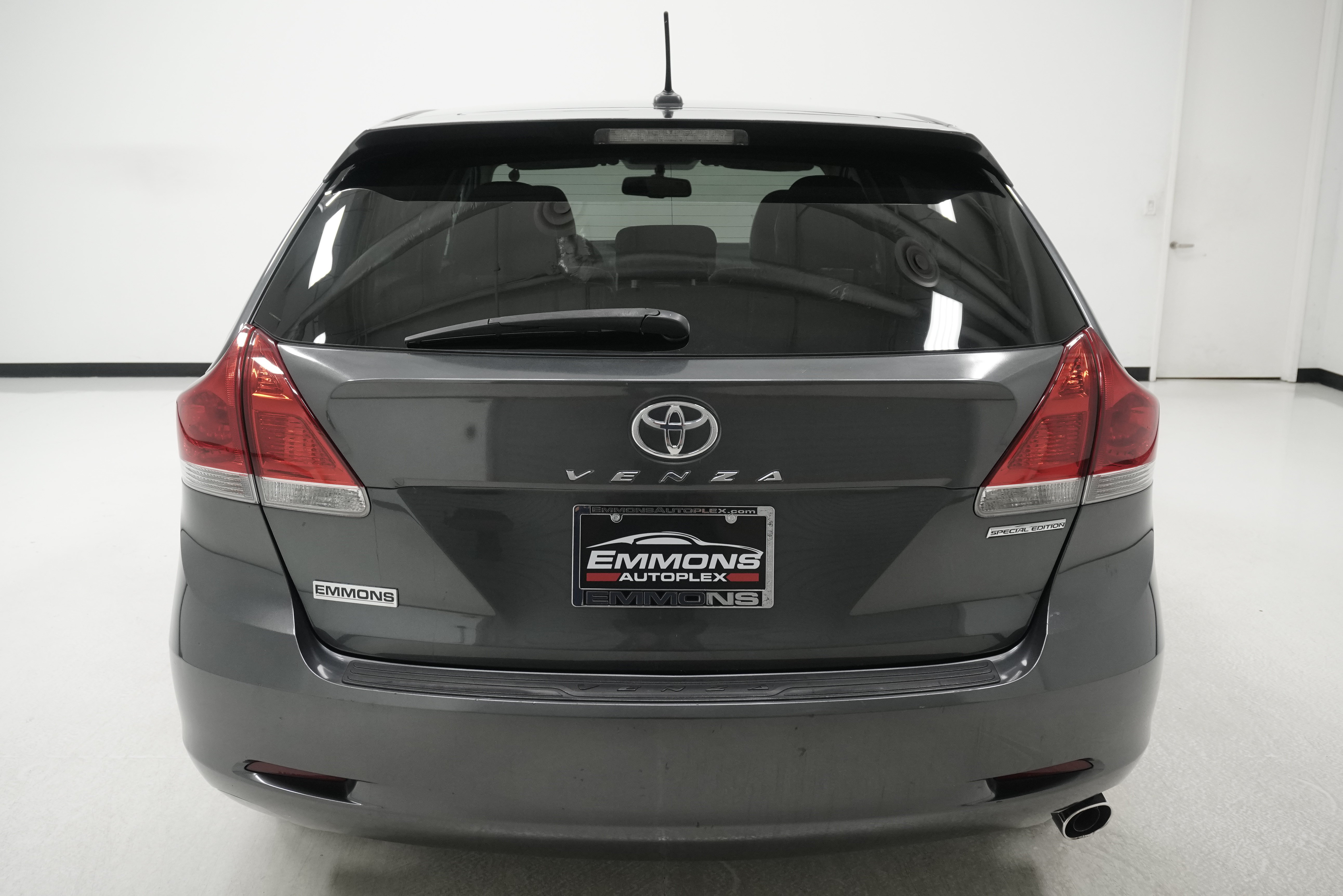Used 2011 Toyota Venza FWD image 5