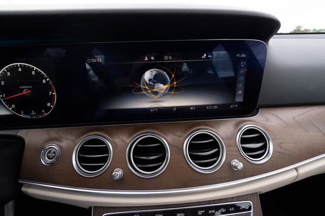 Used 2020 Mercedes-Benz E 350 Sedan image 20