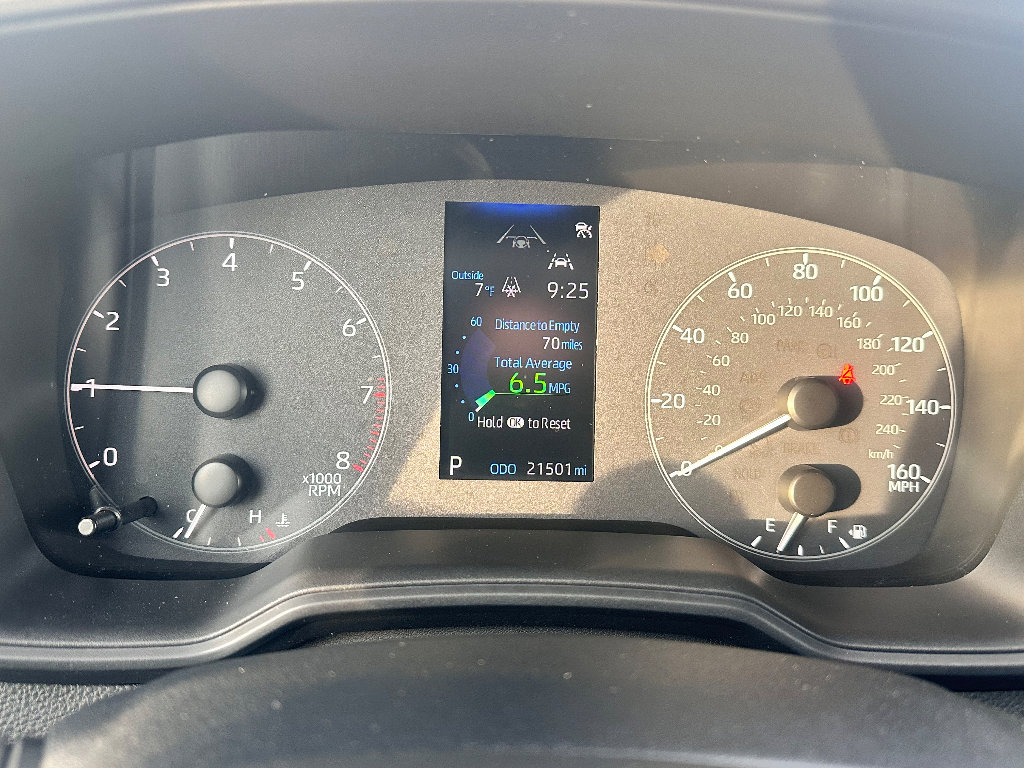 Used 2024 Toyota Corolla LE image 16