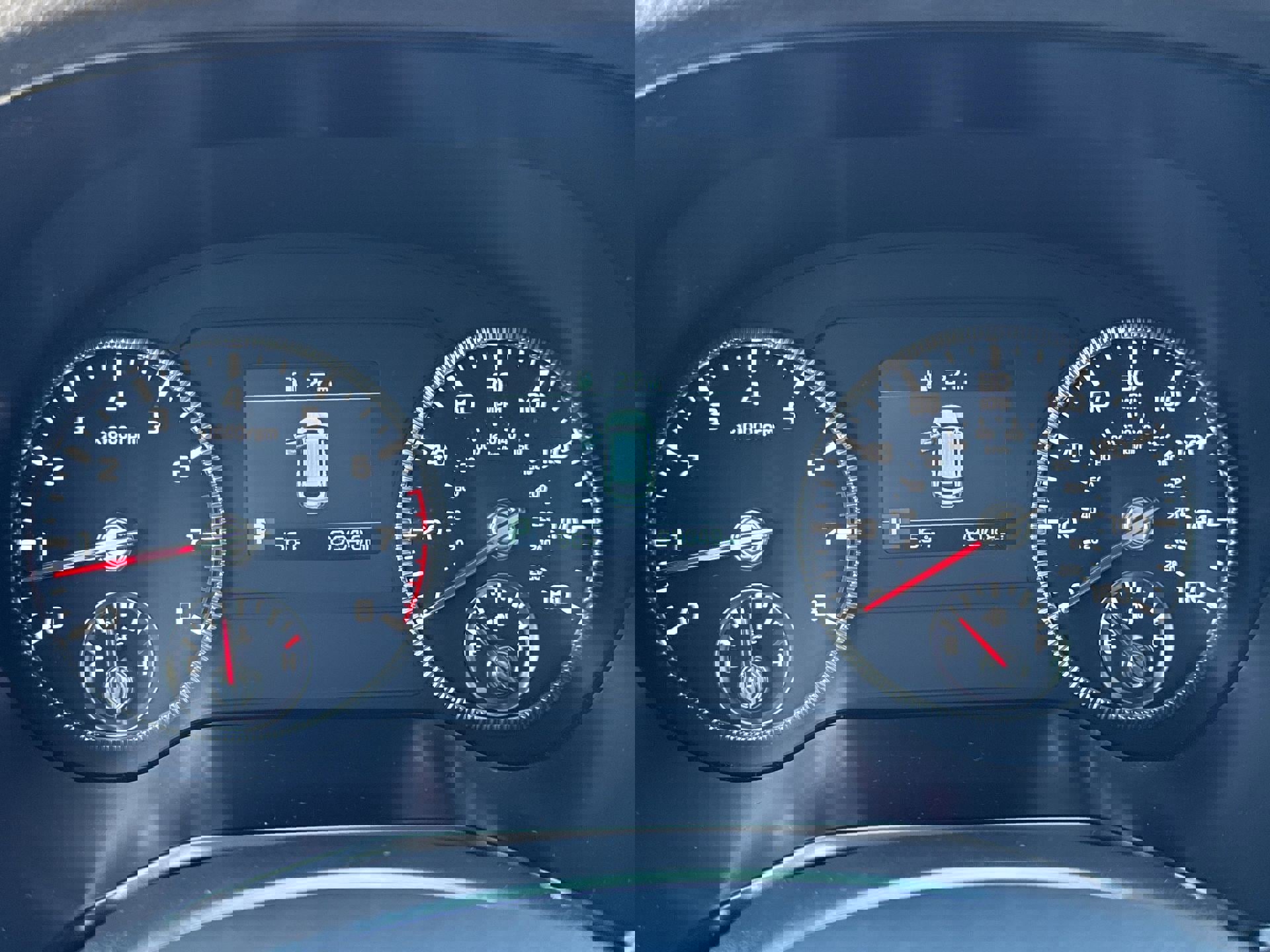 Used 2022 Kia Telluride S image 11