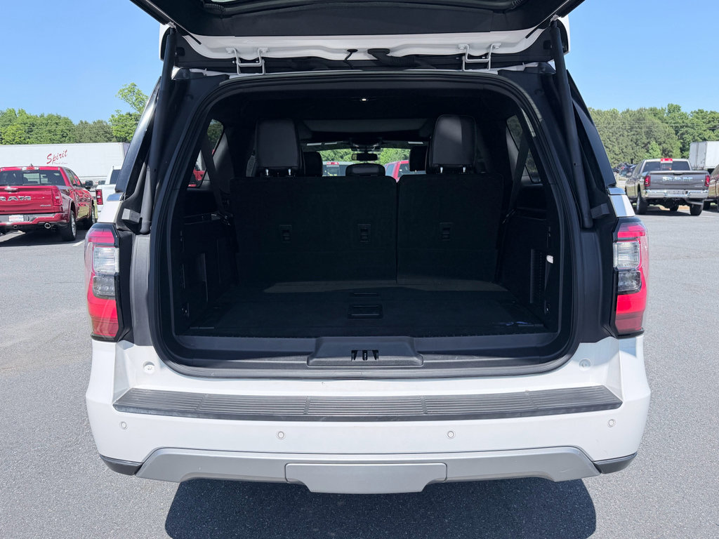 Used 2018 Ford Expedition Max Limited w/ Equipment Group 301A RWD image 9