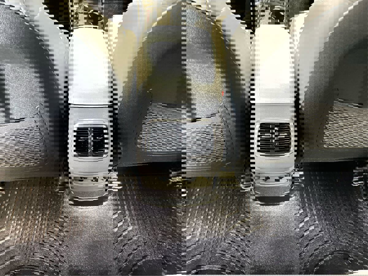 Used 2020 Kia Sorento SX image 25