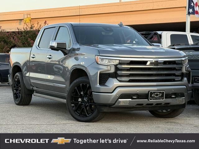 Used 2026 Chevrolet Silverado 1500 High Country AWD/4WD image 2