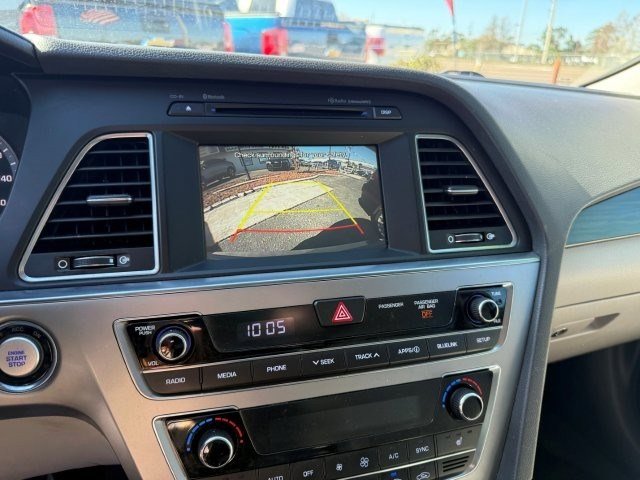 Used 2017 Hyundai Sonata Limited image 19