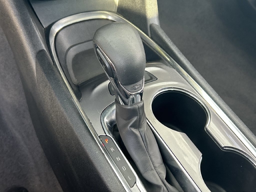 Used 2024 Chevrolet Malibu LT FWD image 11
