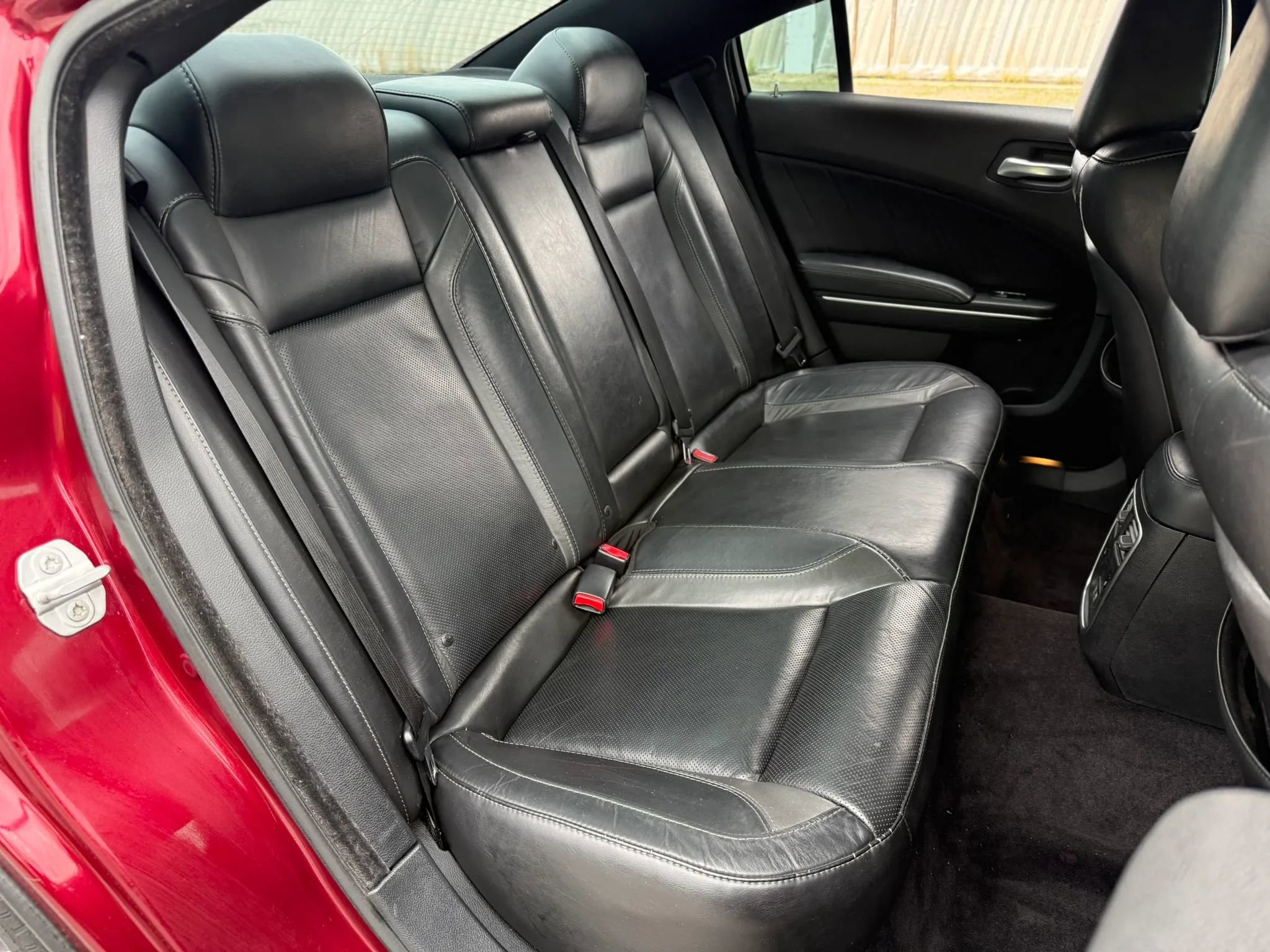 Used 2018 Dodge Charger R/T w/ Beats Audio Group RWD image 30
